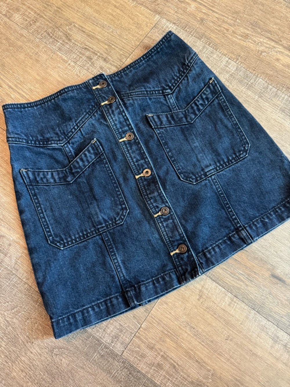 Free People Button-Front Denim Skirt size 6